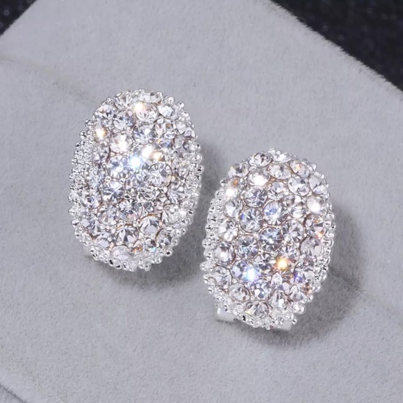 Silver Cluster Simulated Diamond Crystal Earrings - Picture 1 of 6